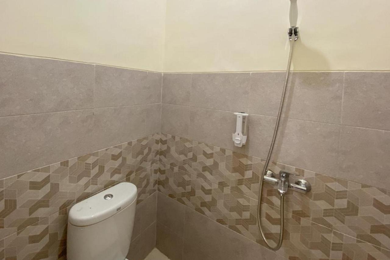 Nipa Guest House Near Universitas Widyagama Mitra Reddoorz Blimbing  Dış mekan fotoğraf